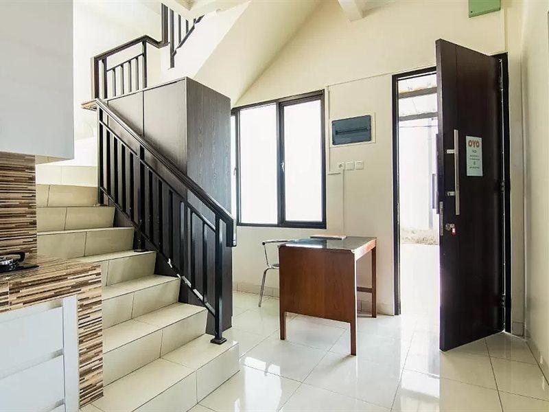 Oyo 3826 Columbus Residence K11 カラワン エクステリア 写真